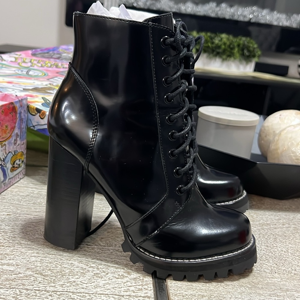 Jeffrey Campbell Legion